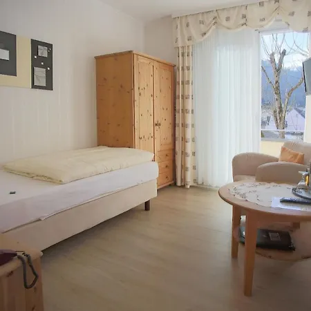 Hotel Haus Christa Bad Bertrich Buitenkant foto